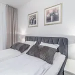 Apartment Apart111 Rodzinny 3 - 2 Sypialnie- Sauna, Silownia