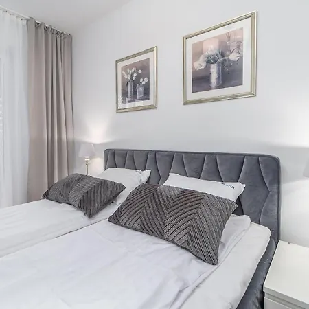 Apartment Apart111 Rodzinny 3 - 2 Sypialnie- Sauna, Silownia