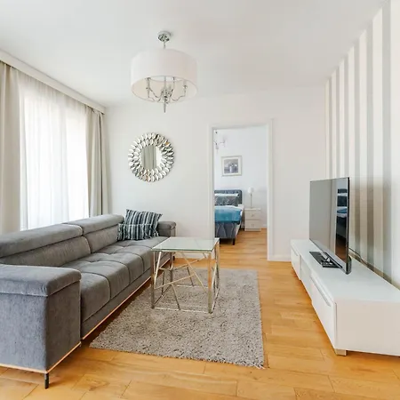 Apartment Apart111 Rodzinny 3 - 2 Sypialnie- Sauna, Silownia Kolobrzeg