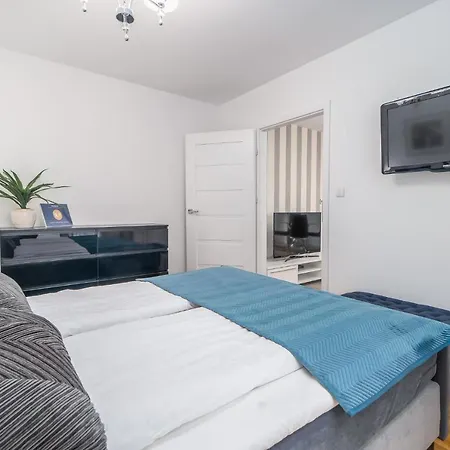 Apart111 Rodzinny 3 - 2 Sypialnie- Sauna, Silownia Kołobrzeg