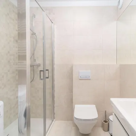 Apart111 Rodzinny 3 - 2 Sypialnie- Sauna, Silownia