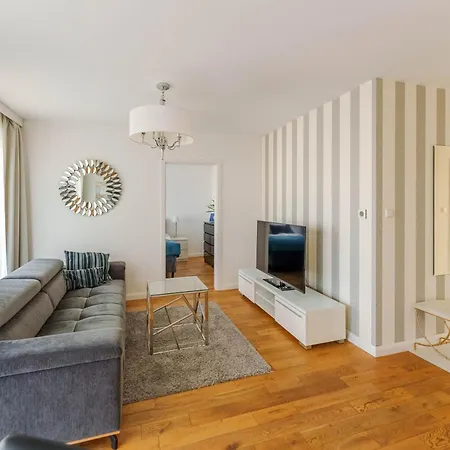 Apart111 Rodzinny 3 - 2 Sypialnie- Sauna, Silownia * Kołobrzeg